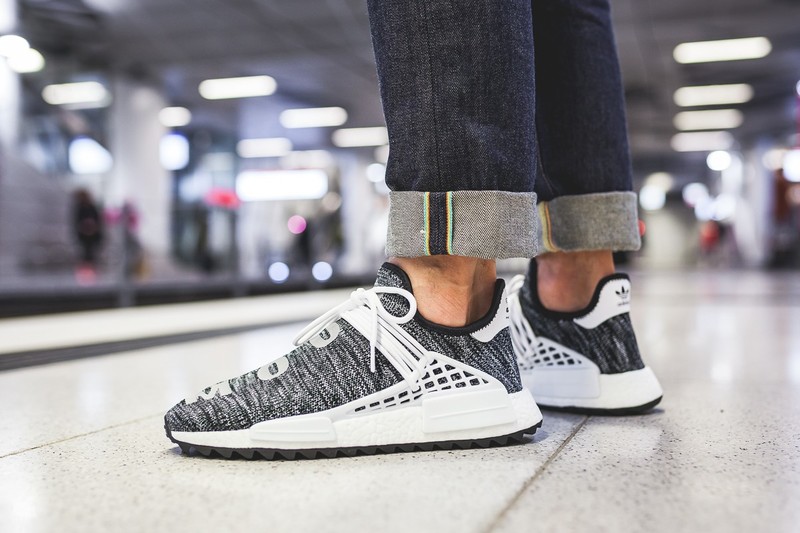 Adidas nmd human shop race trail oreo